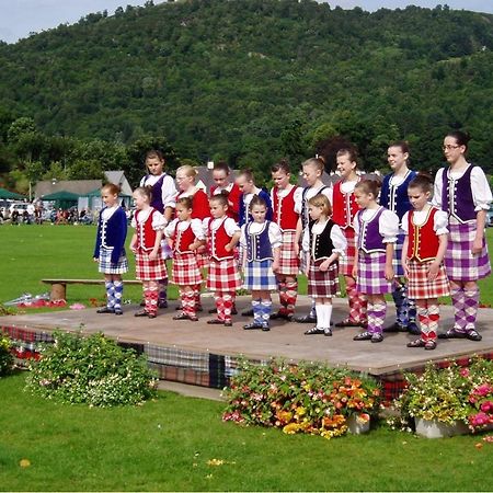 Achmony Holidays Villa Drumnadrochit Bagian luar foto