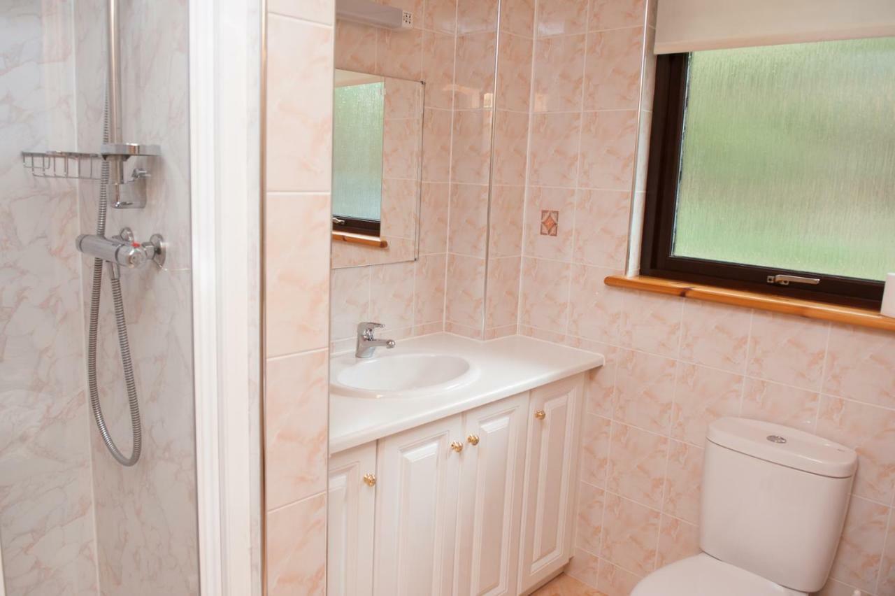 Achmony Holidays Villa Drumnadrochit Bagian luar foto