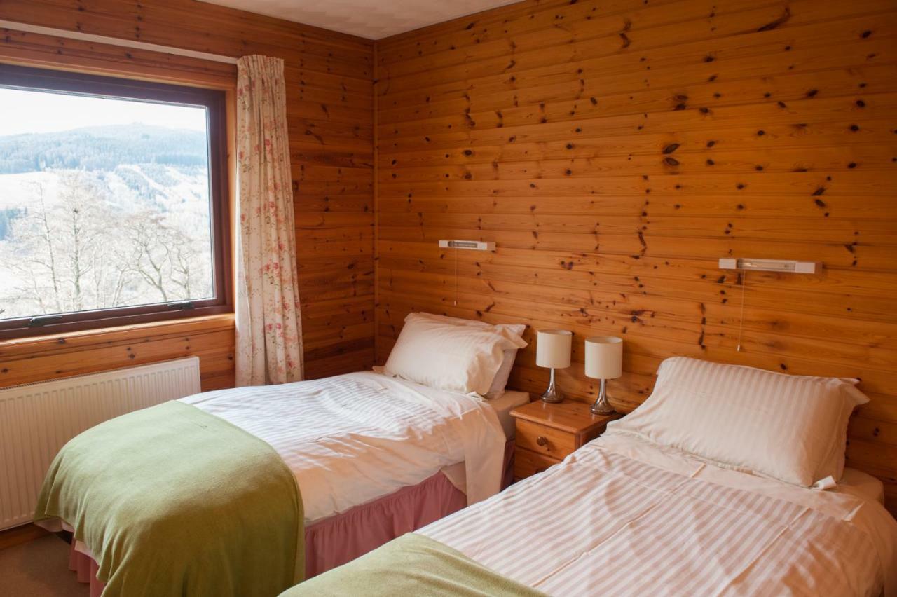 Achmony Holidays Villa Drumnadrochit Bagian luar foto