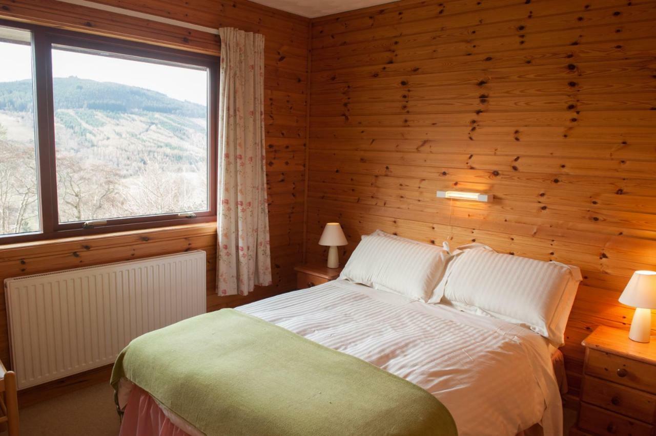 Achmony Holidays Villa Drumnadrochit Bagian luar foto