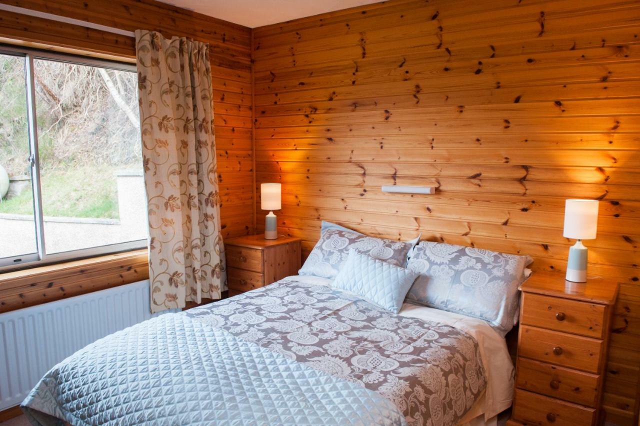 Achmony Holidays Villa Drumnadrochit Bagian luar foto